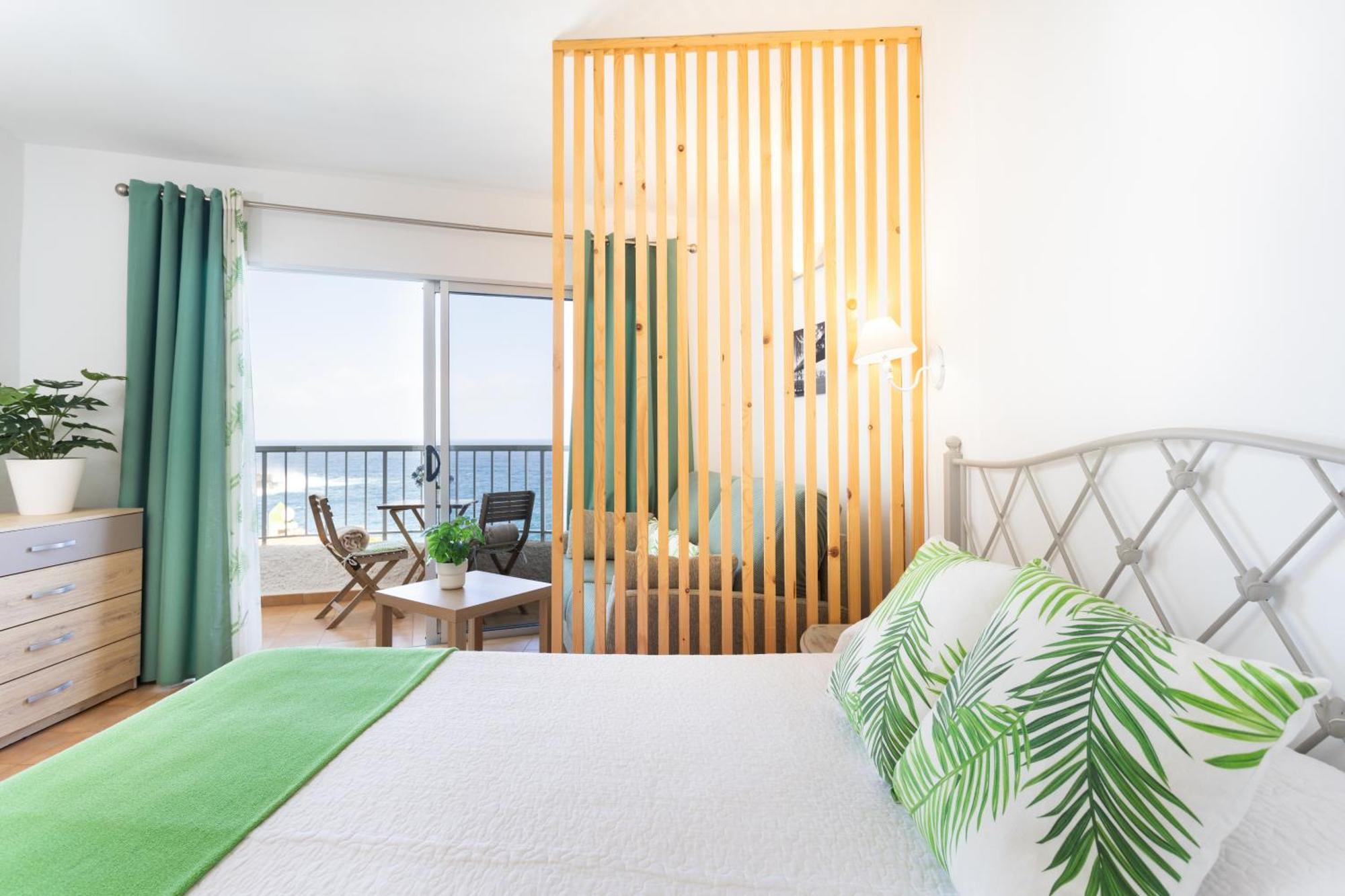 Cozy Seafront Studio With Balcony & Ocean Views San Marcos  Exterior photo