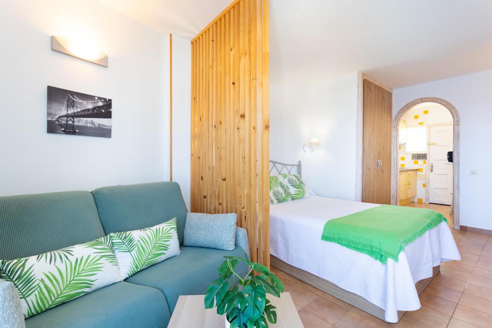 Cozy Seafront Studio With Balcony & Ocean Views San Marcos  Exterior photo